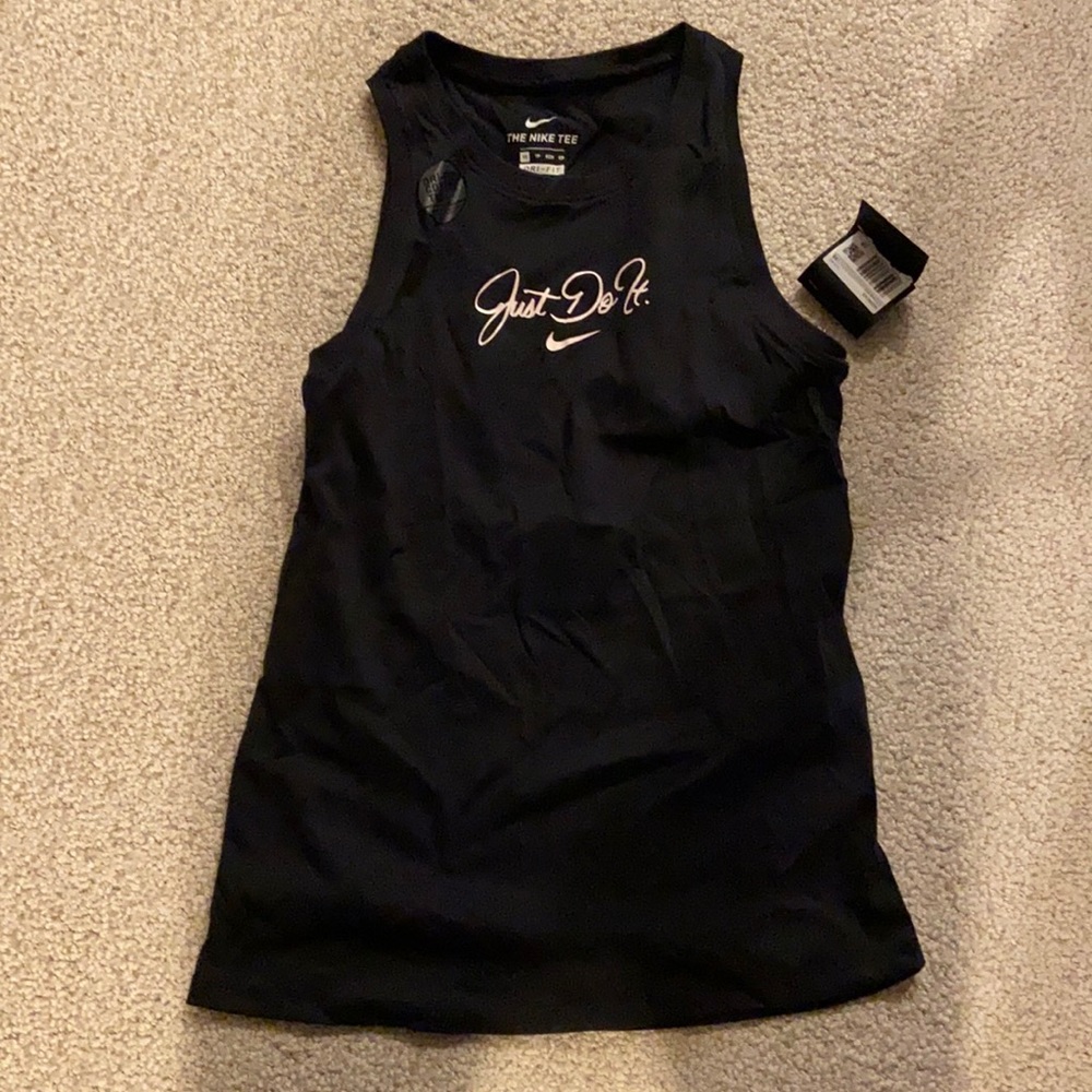 Nike tank top XS NWT